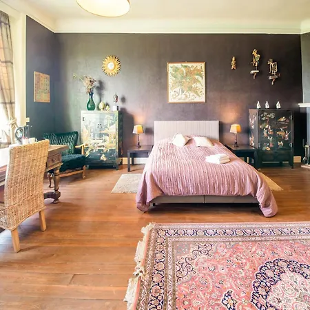 Live Your Dream At Castle In The Of